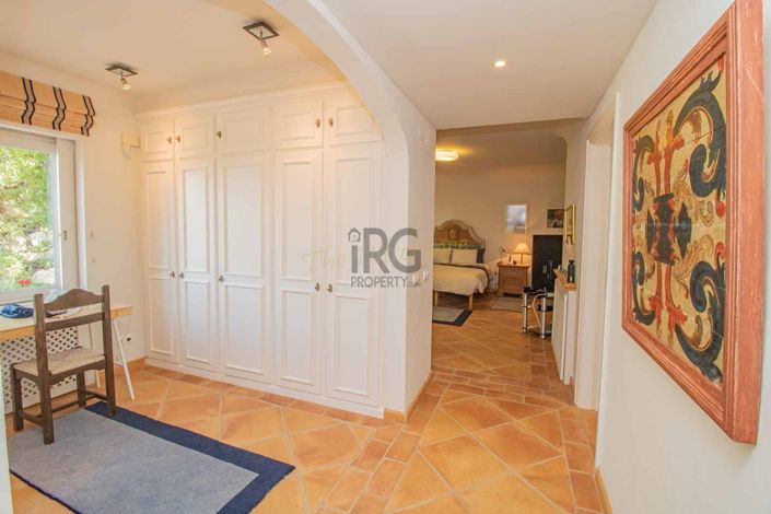 Image No.37-4 Bed Villa for sale