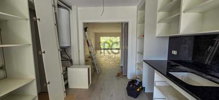 Image No.19-4 Bed Apartment for sale