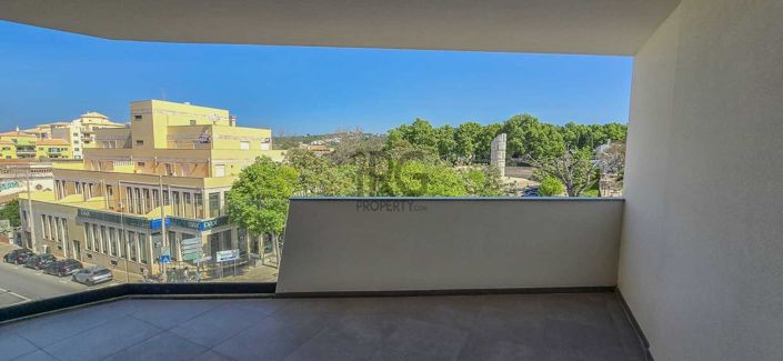 Image No.2-4 Bed Apartment for sale