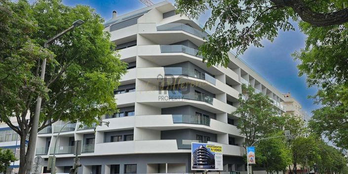 Image No.27-4 Bed Apartment for sale