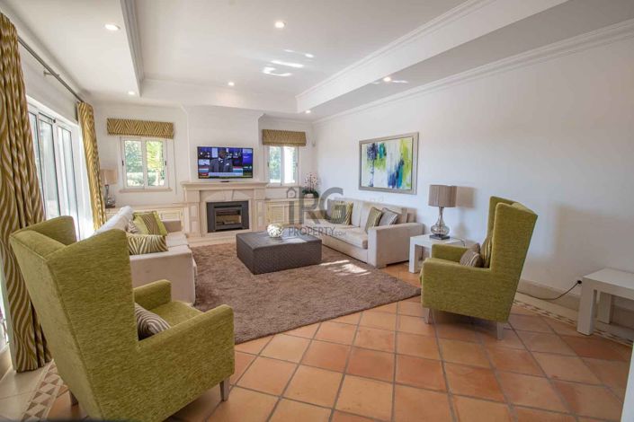 Image No.19-5 Bed Villa for sale