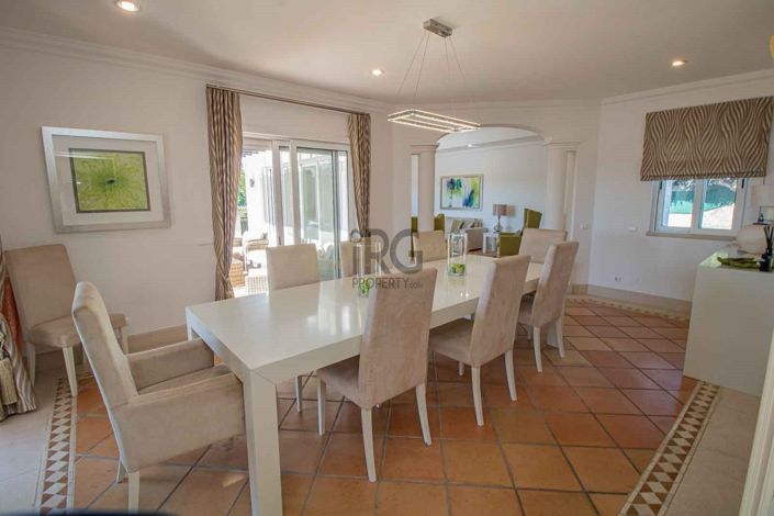 Image No.21-5 Bed Villa for sale