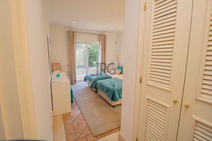 Image No.32-5 Bed Villa for sale