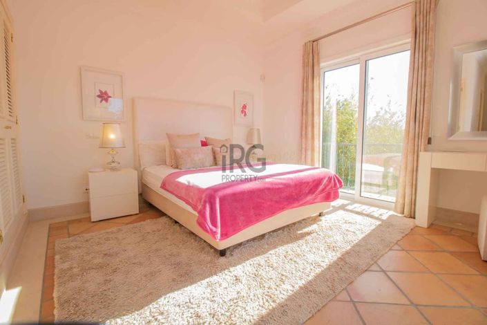 Image No.44-5 Bed Villa for sale