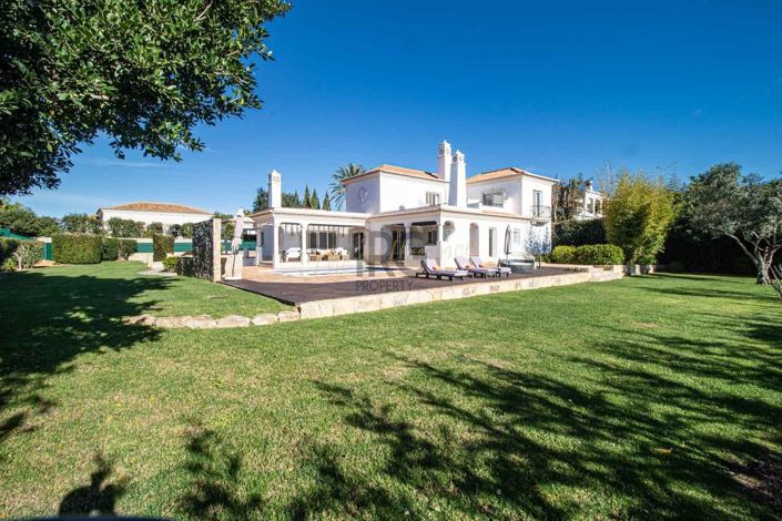 Image No.8-5 Bed Villa for sale