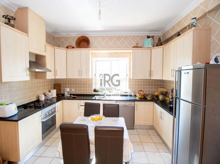 Image No.12-3 Bed Villa for sale