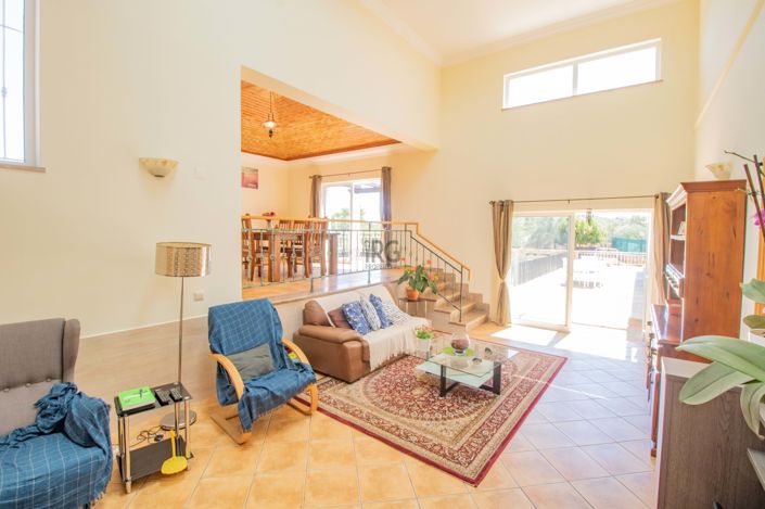 Image No.10-4 Bed Villa for sale