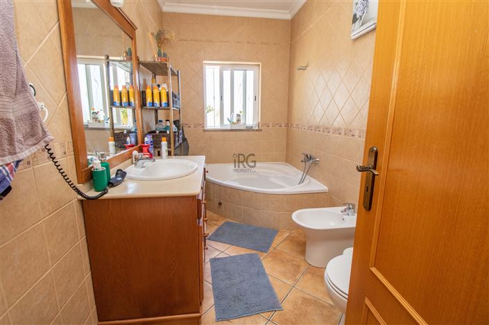 Image No.24-4 Bed Villa for sale