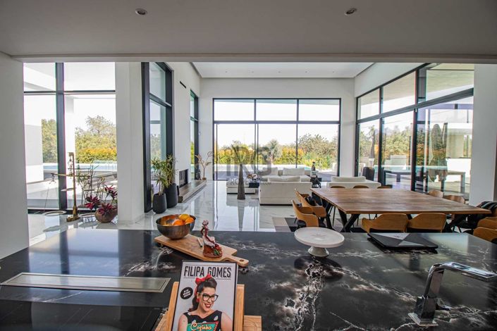 Image No.4-4 Bed Villa for sale