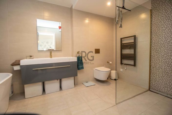 Image No.23-4 Bed Villa for sale