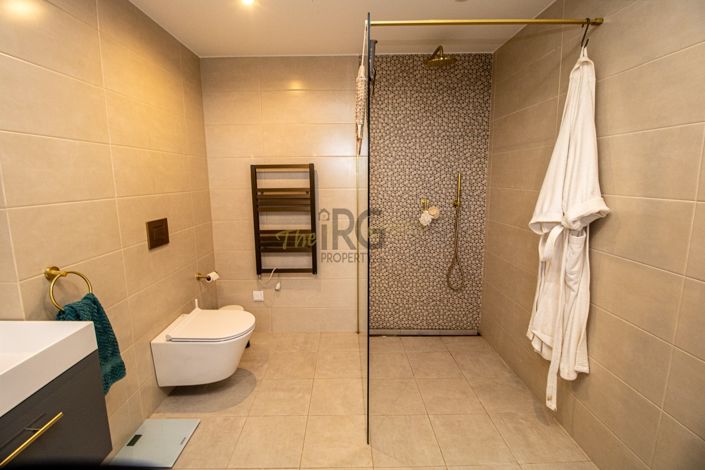 Image No.24-4 Bed Villa for sale