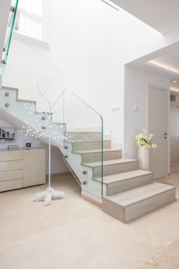 Image No.20-3 Bed Property for sale