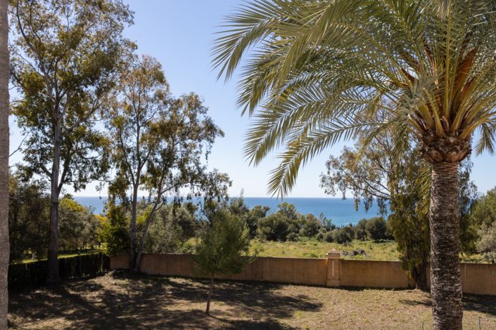 Image No.4-3 Bed Property for sale