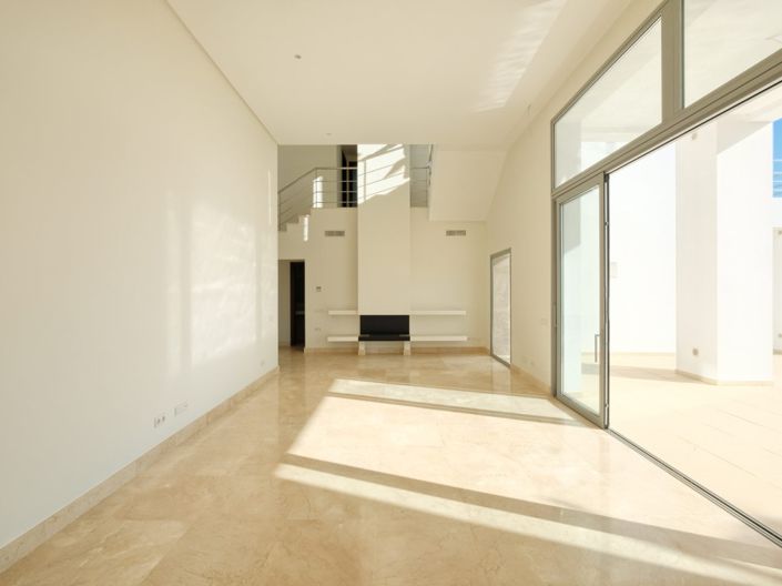 Image No.17-4 Bed Villa for sale