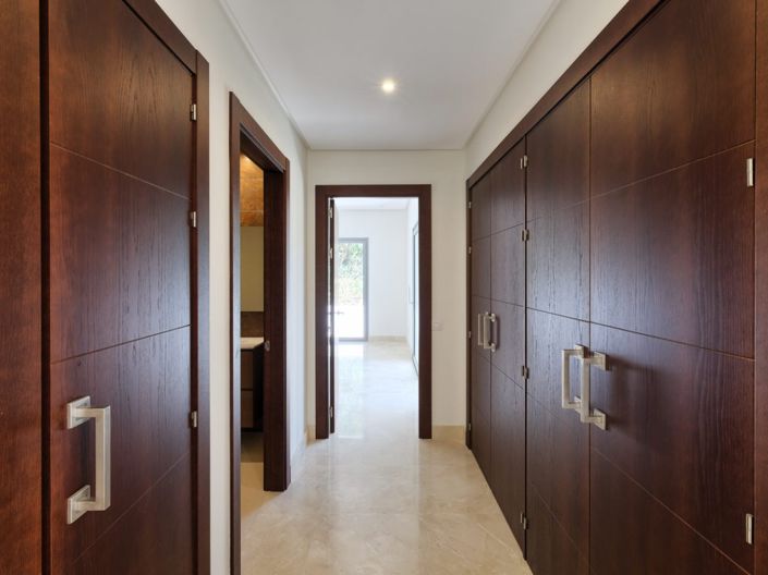 Image No.20-4 Bed Villa for sale