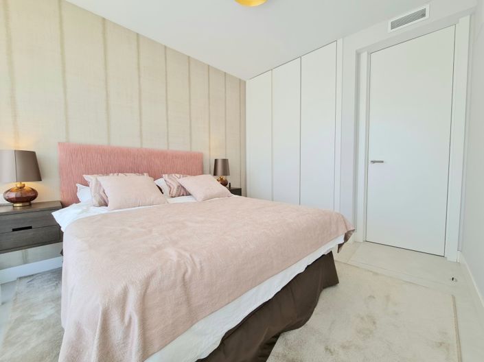 Image No.14-3 Bed Apartment for sale