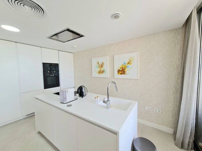 Image No.7-3 Bed Apartment for sale