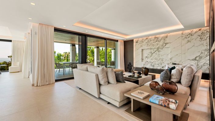 Image No.2-4 Bed Villa for sale