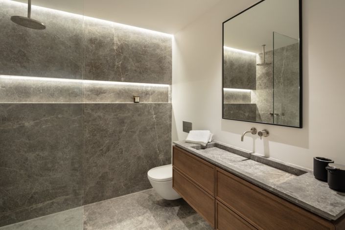 Image No.16-3 Bed Property for sale