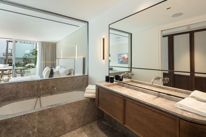 Image No.17-3 Bed Property for sale