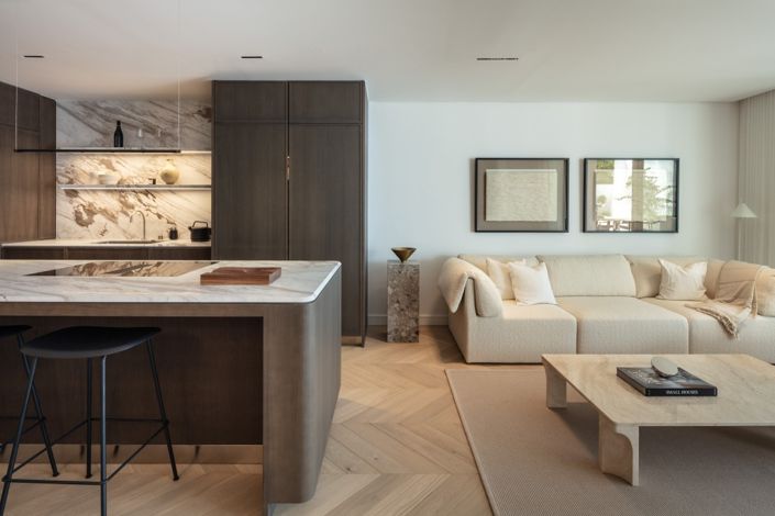 Image No.8-3 Bed Property for sale