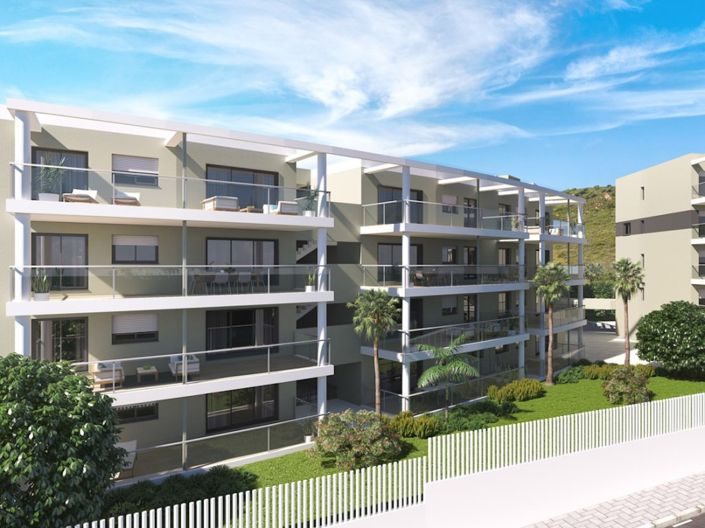 Image No.10-3 Bed Apartment for sale