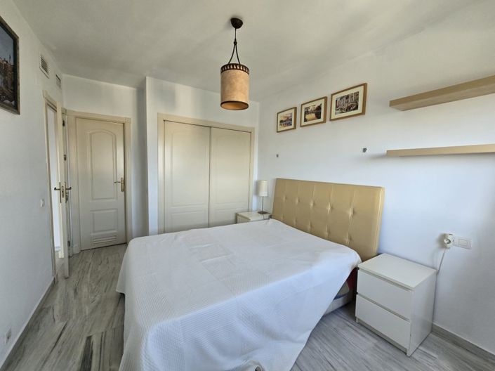 Image No.5-2 Bed Property for sale