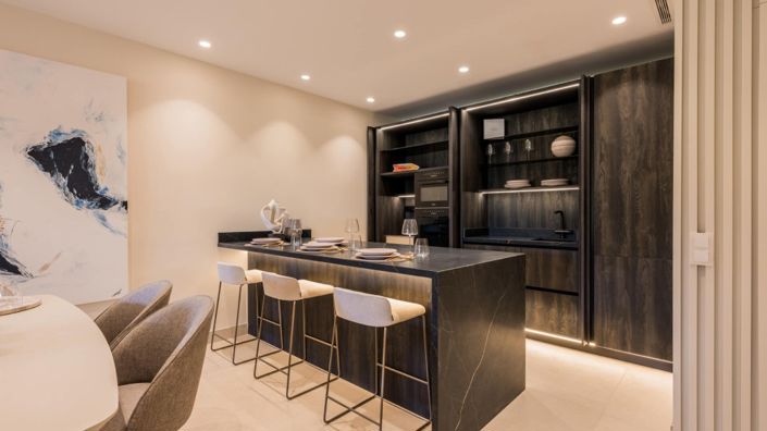 Image No.9-3 Bed Property for sale