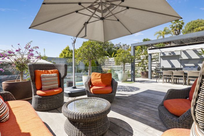 Image No.4-5 Bed Townhouse for sale