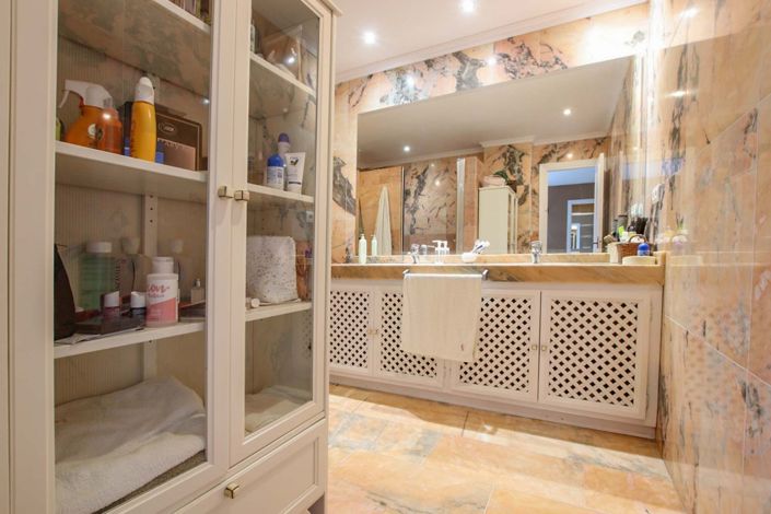 Image No.14-3 Bed Apartment for sale