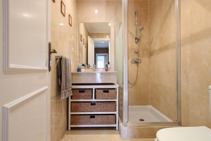 Image No.7-3 Bed Apartment for sale