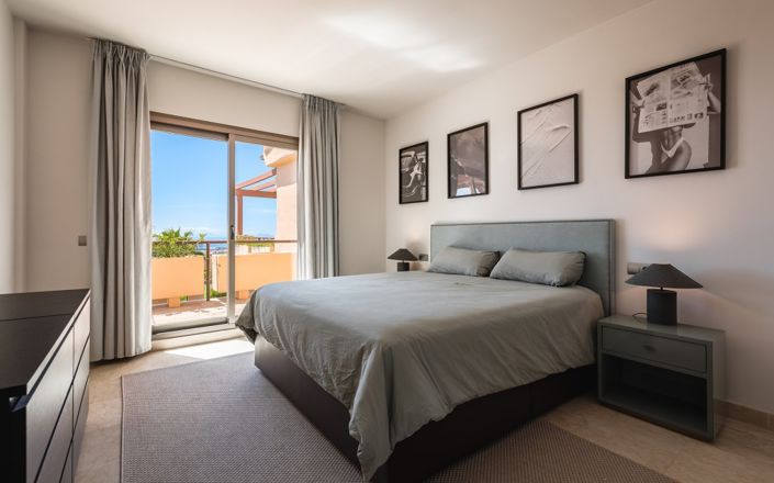 Image No.20-3 Bed Penthouse for sale