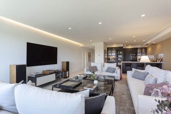 Image No.9-2 Bed Apartment for sale