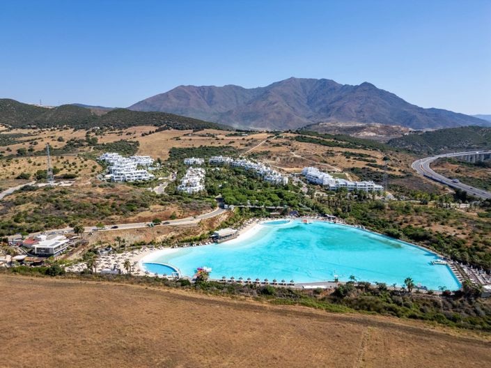 Image No.18-3 Bed Apartment for sale