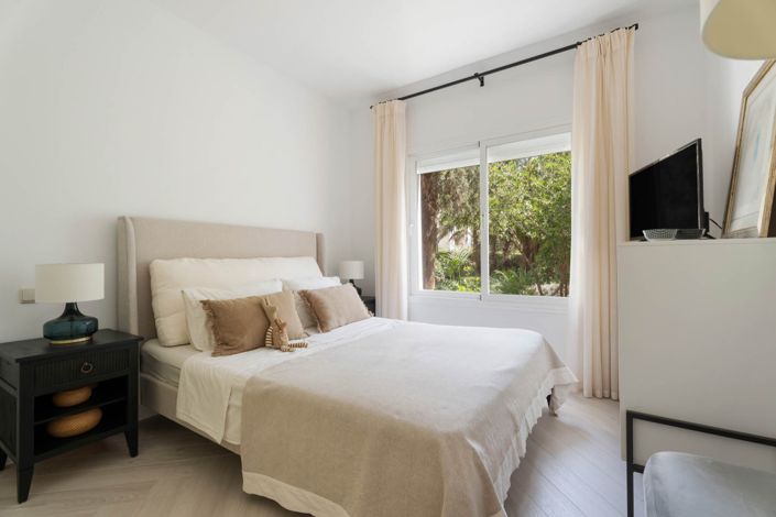 Image No.9-3 Bed Apartment for sale