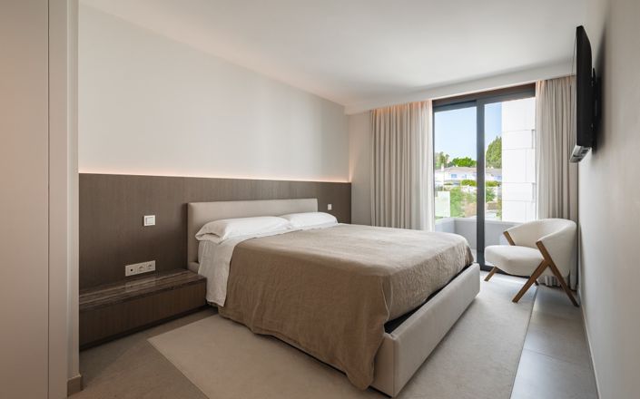 Image No.14-4 Bed Penthouse for sale