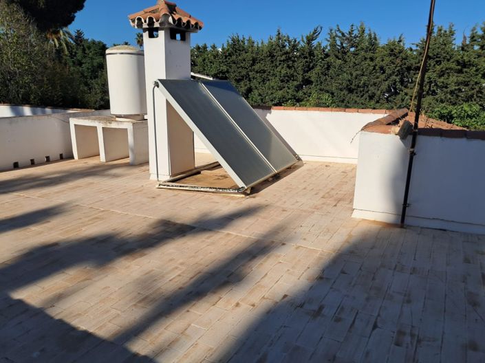 Image No.15-5 Bed Villa for sale