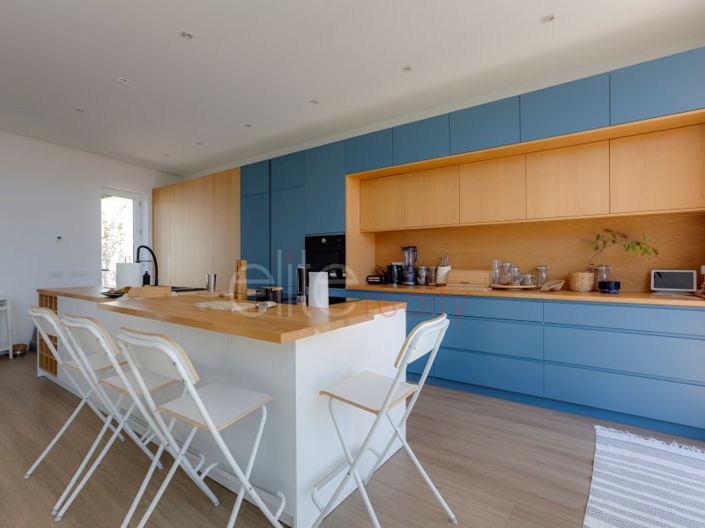 Image No.10-4 Bed House for sale