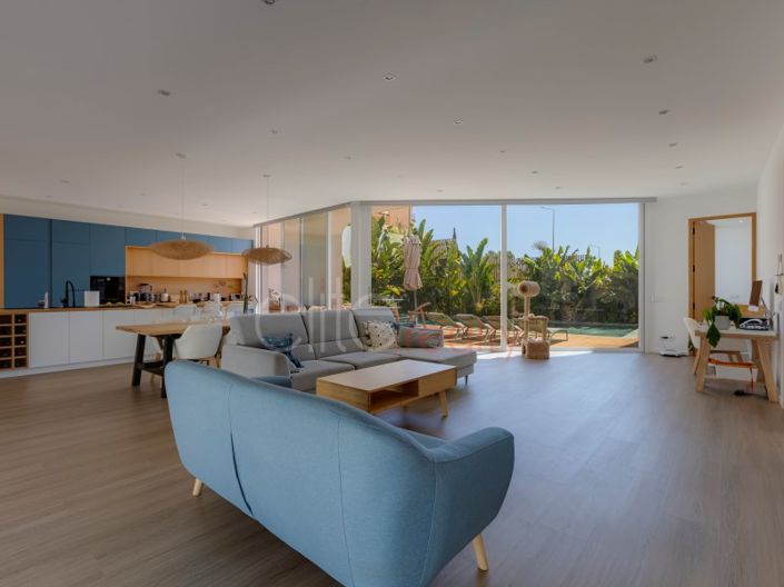 Image No.4-4 Bed House for sale