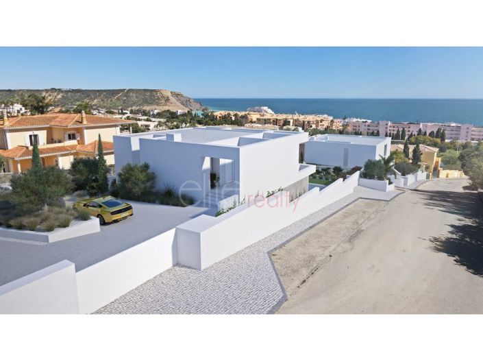 Image No.9-3 Bed House for sale