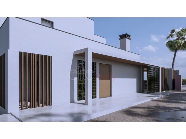 Image No.8-4 Bed House for sale