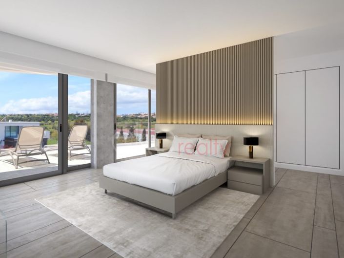 Image No.6-3 Bed House for sale