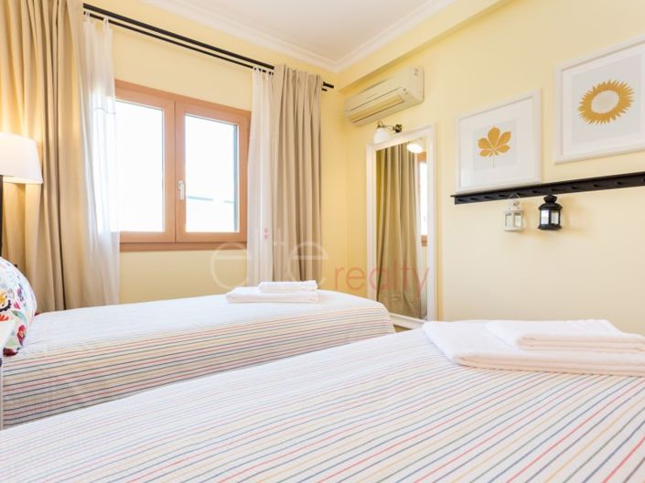 Image No.14-2 Bed House for sale