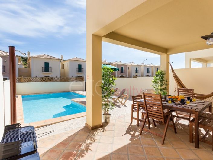 Image No.2-2 Bed House for sale