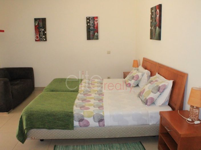 Image No.20-5 Bed House for sale