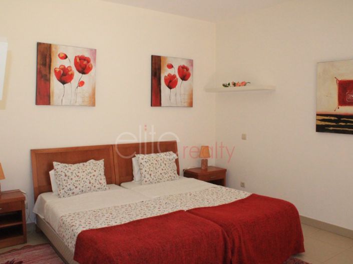 Image No.22-5 Bed House for sale