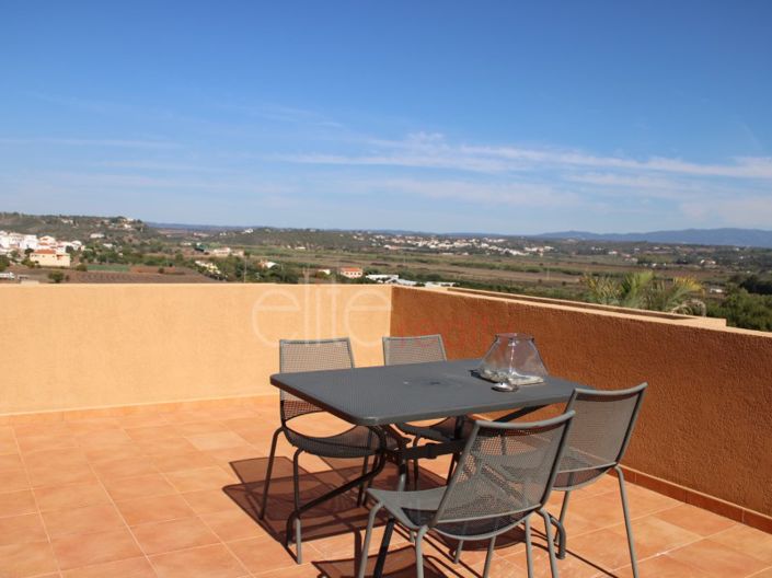 Image No.27-5 Bed House for sale