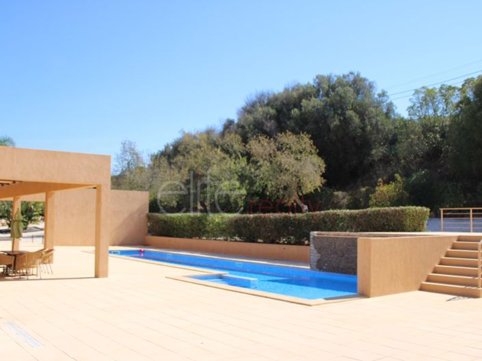 Image No.34-5 Bed House for sale