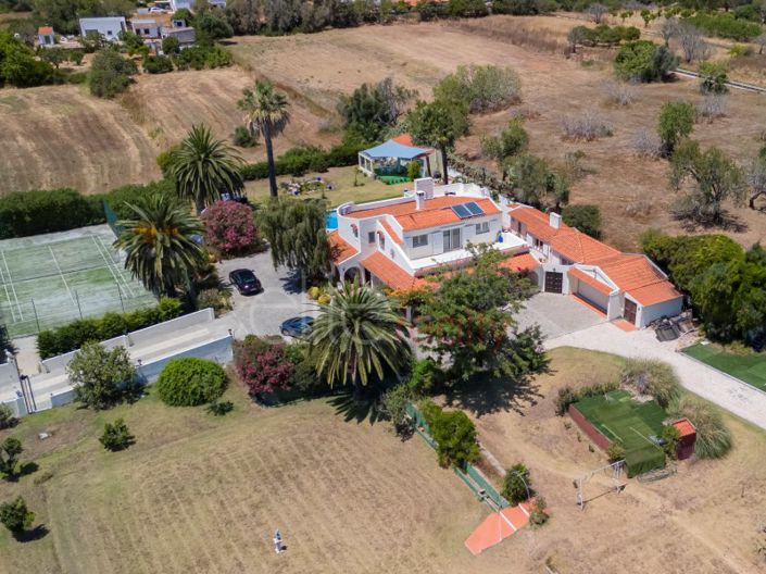 Image No.10-5 Bed House for sale