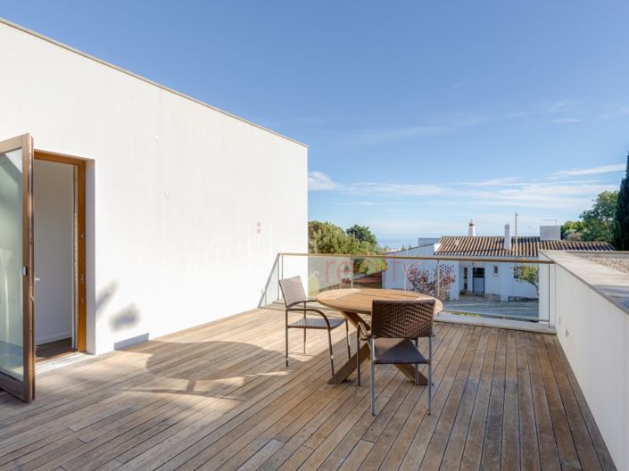 Image No.22-5 Bed House for sale